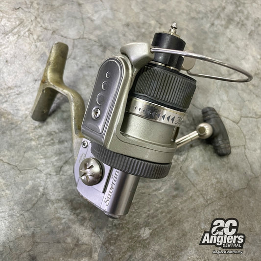 AbuGarcia Suveran S4000M - no spool (VINTAGE, 8/10) as is