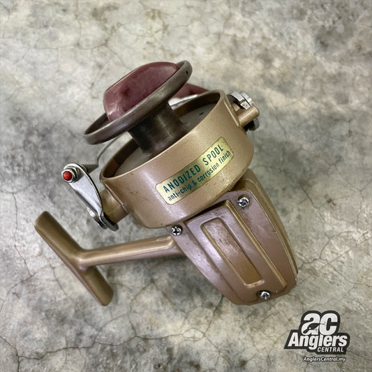 Daiwa 7300H (VINTAGE, 8/10) as is