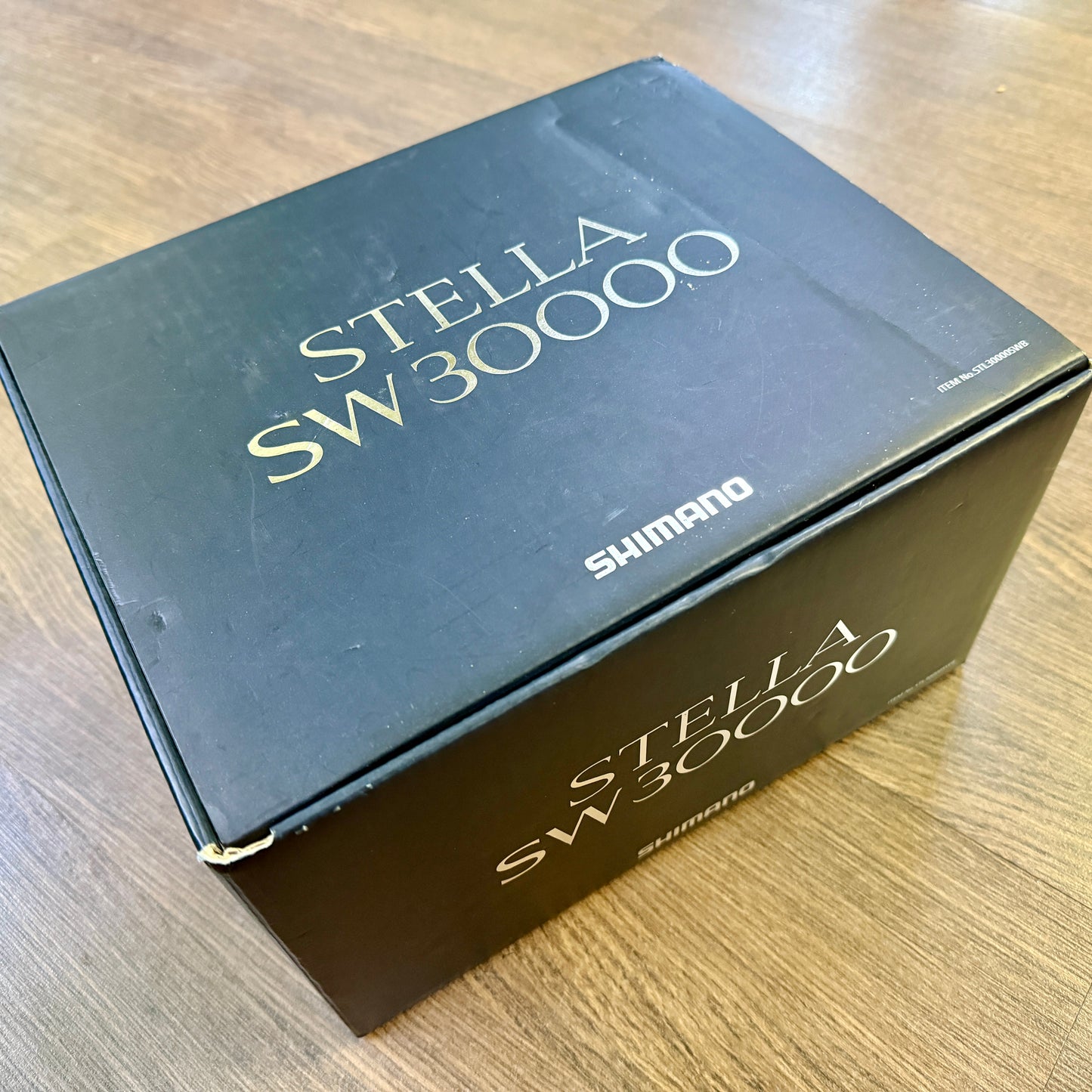 13 Stella SW30000 (USED, 9.5/10) with box & reel pouch