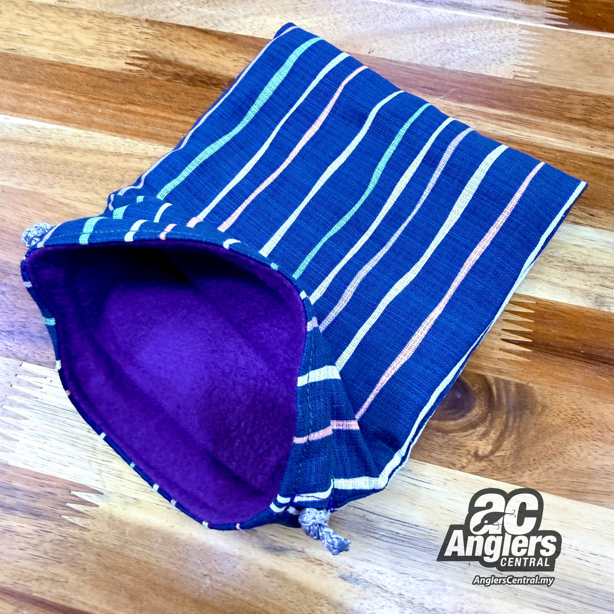 Japanese fabric reel/utility pouch (hand made)