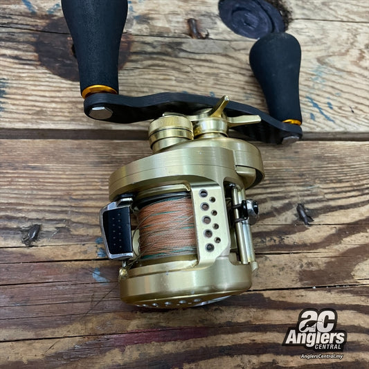 2015 Calcutta Conquest 201HG (USED, 8.5/10), as is