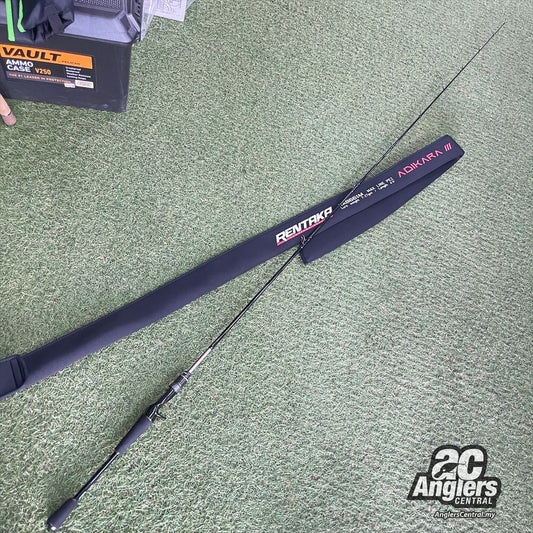 Adikara III (3) (Used, 9/10) with rod bag/sleeve