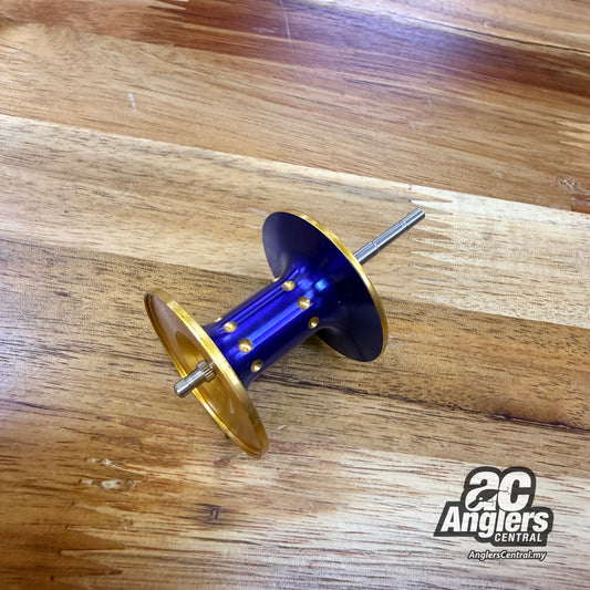 08 Curado Type J 300 Spool (USED, like new) no box