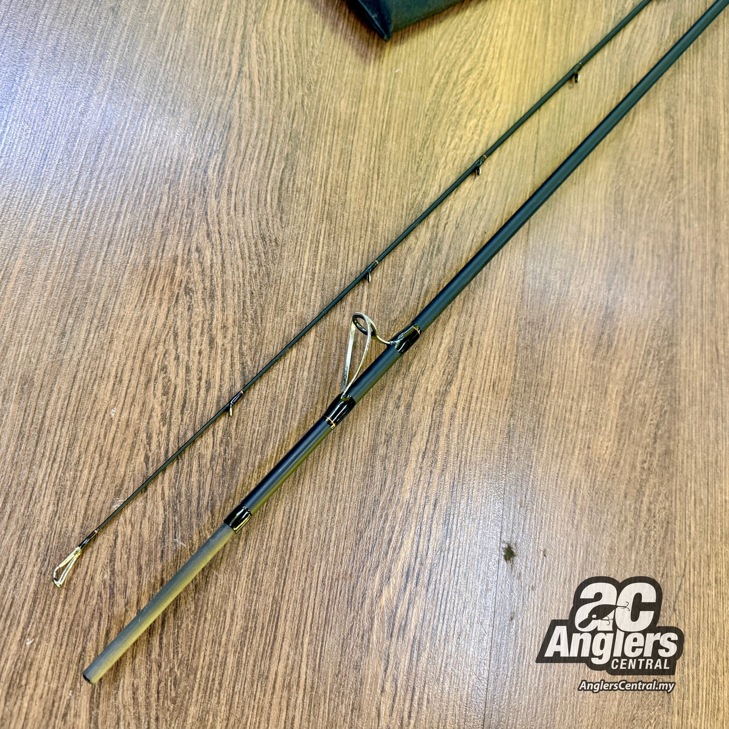 Shore Impress Blaster 80H (USED, 7/10) with rod bag/sleeve