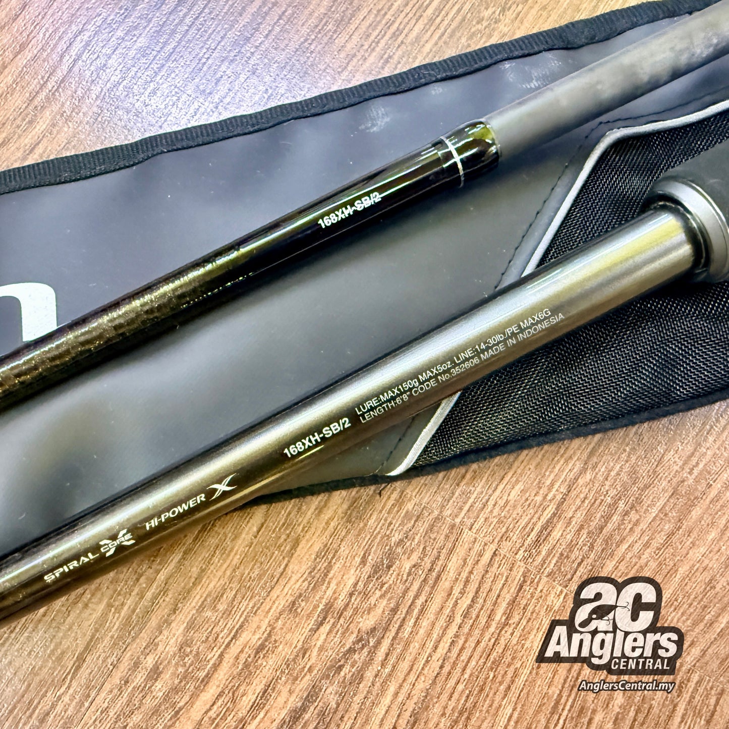 2023 Bantam 168XH-SB/2 (USED, 9.5/10) with rod bag/sleeve