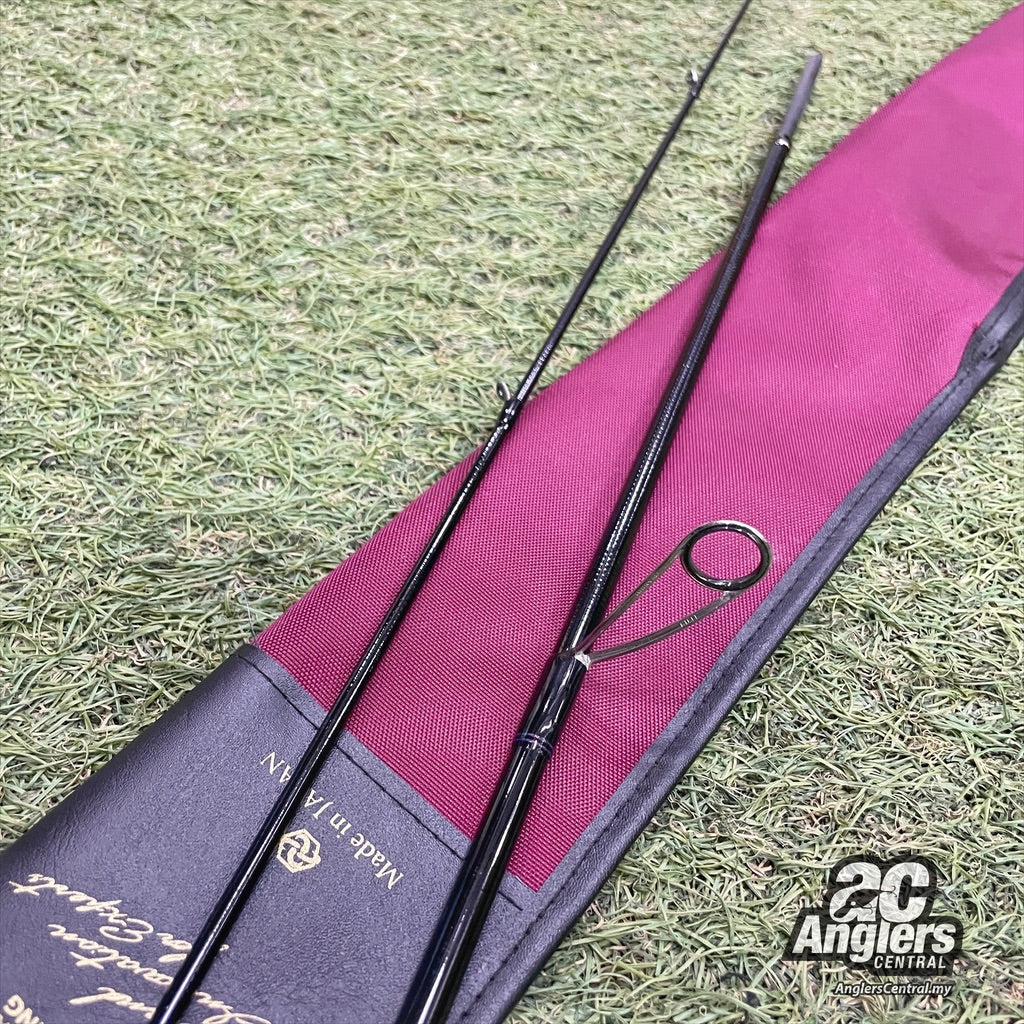 Luxxe EG X S86ML-Solid (USED, 9/10) with rod sleeve/bag