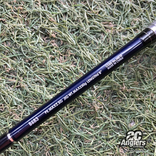 Game Type Slow J B683 PE2.5 (USED, 8/10) with rod bag/sleeve