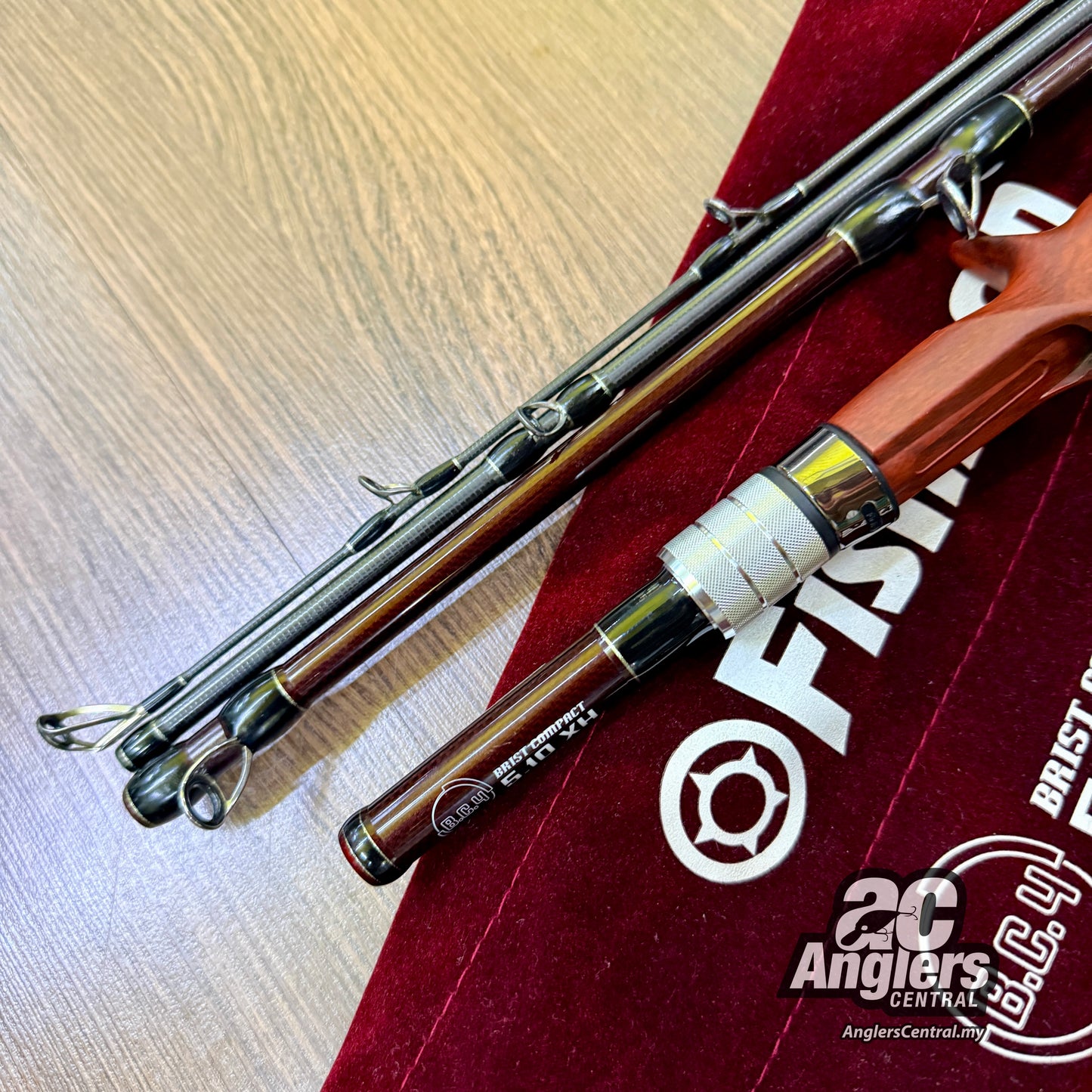 B.C.4 5.10XH (USED, 9/10) with rod bag