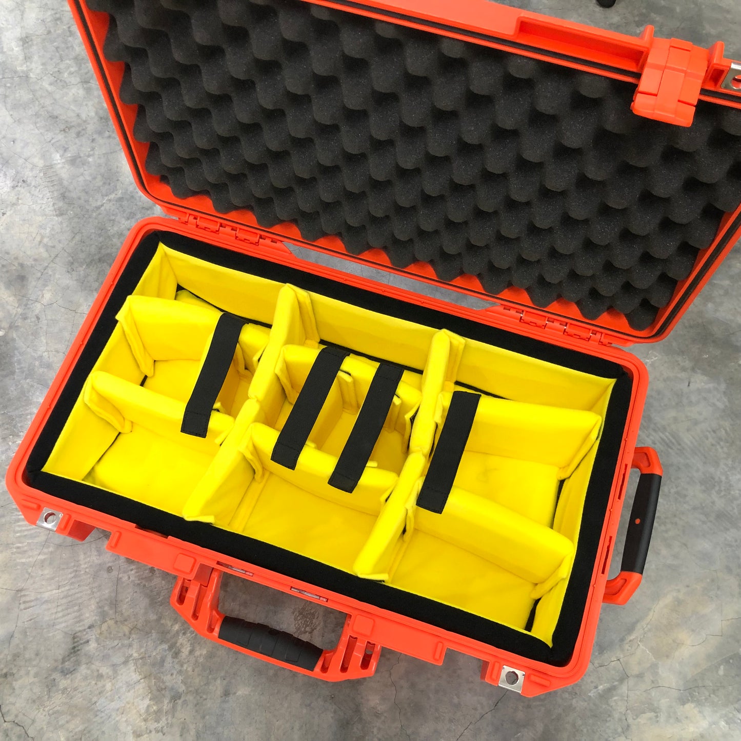 1535 Air Case (old latch)