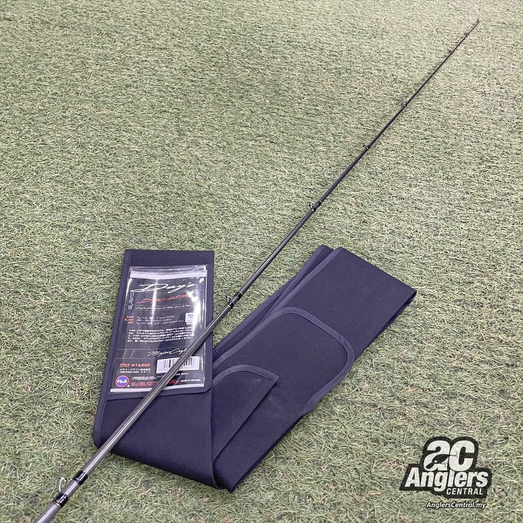 Day's DYC-65ML 8-14lb (USED, 9/10) with rod bag/sleeve