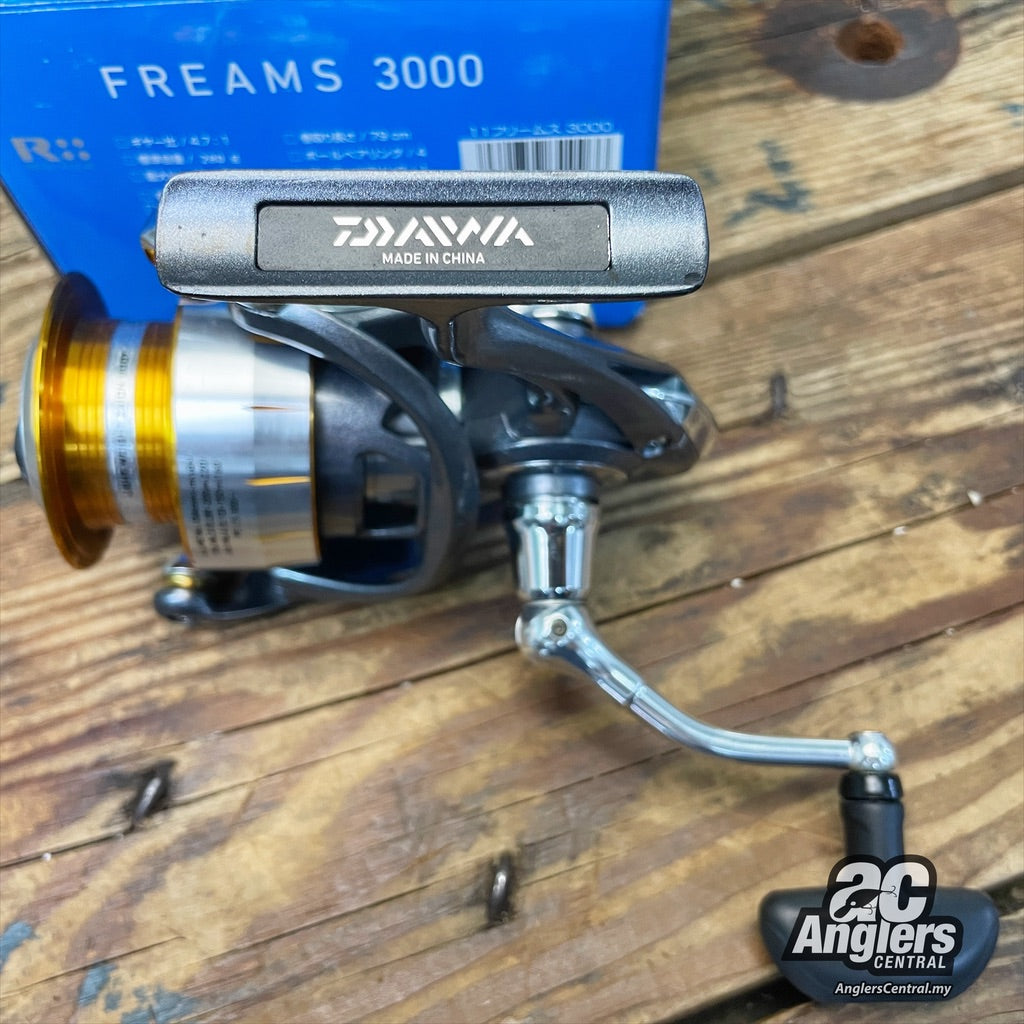 11 Freams 3000 (USED, 8/10)