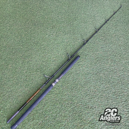 Monster Hunter 80H (USED, 9/10)