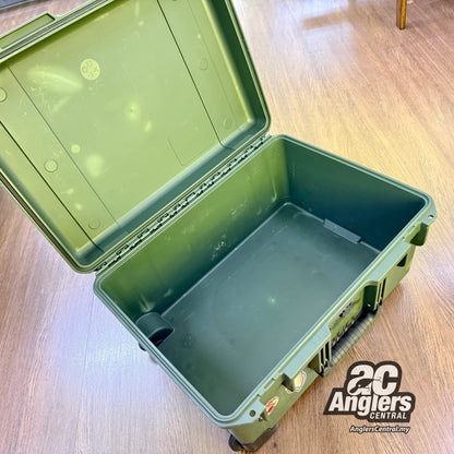 IM2620 Storm Case (USED, 9/10) with battle scars
