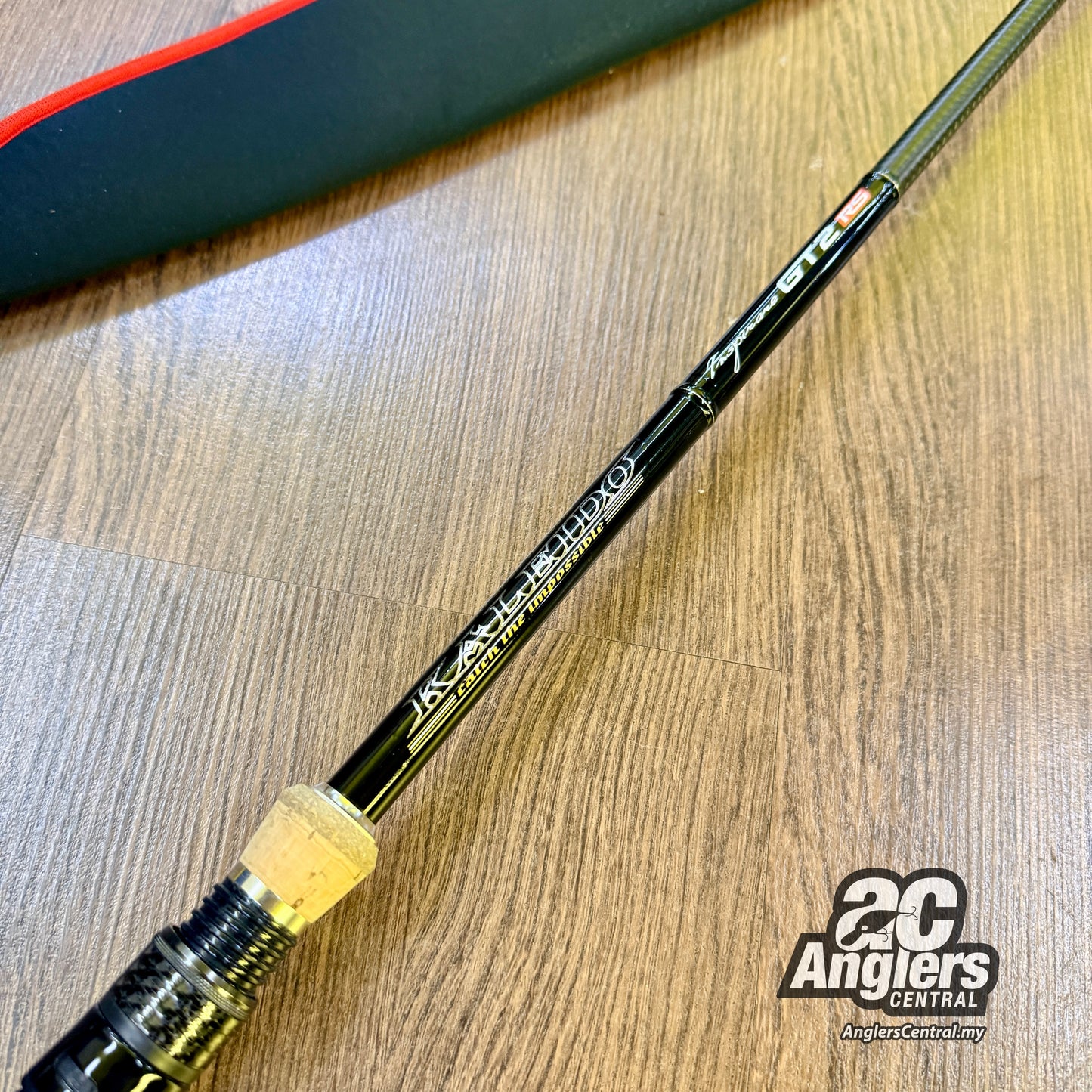 Inspirare Kaleido The Super Stallion GT2RS-C71MH 12-30lb (USED, 9.5/10) with rod bag/sleeve
