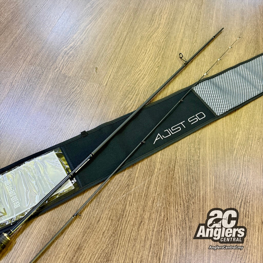 Ajist SD S68/SL (USED, 9/10) with rod bag/sleevw