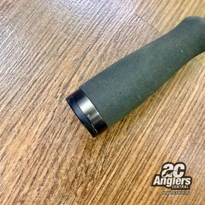 Rouf RG 86 Accura (USED, 9/10) with rod bag/sleeve