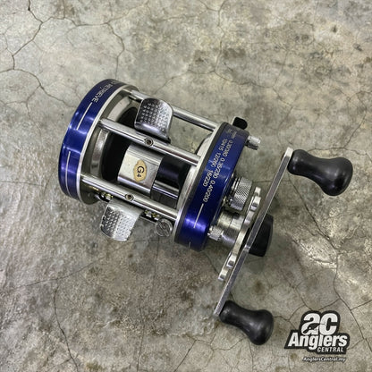 CMD 300 (Vintage, 8/10) as is