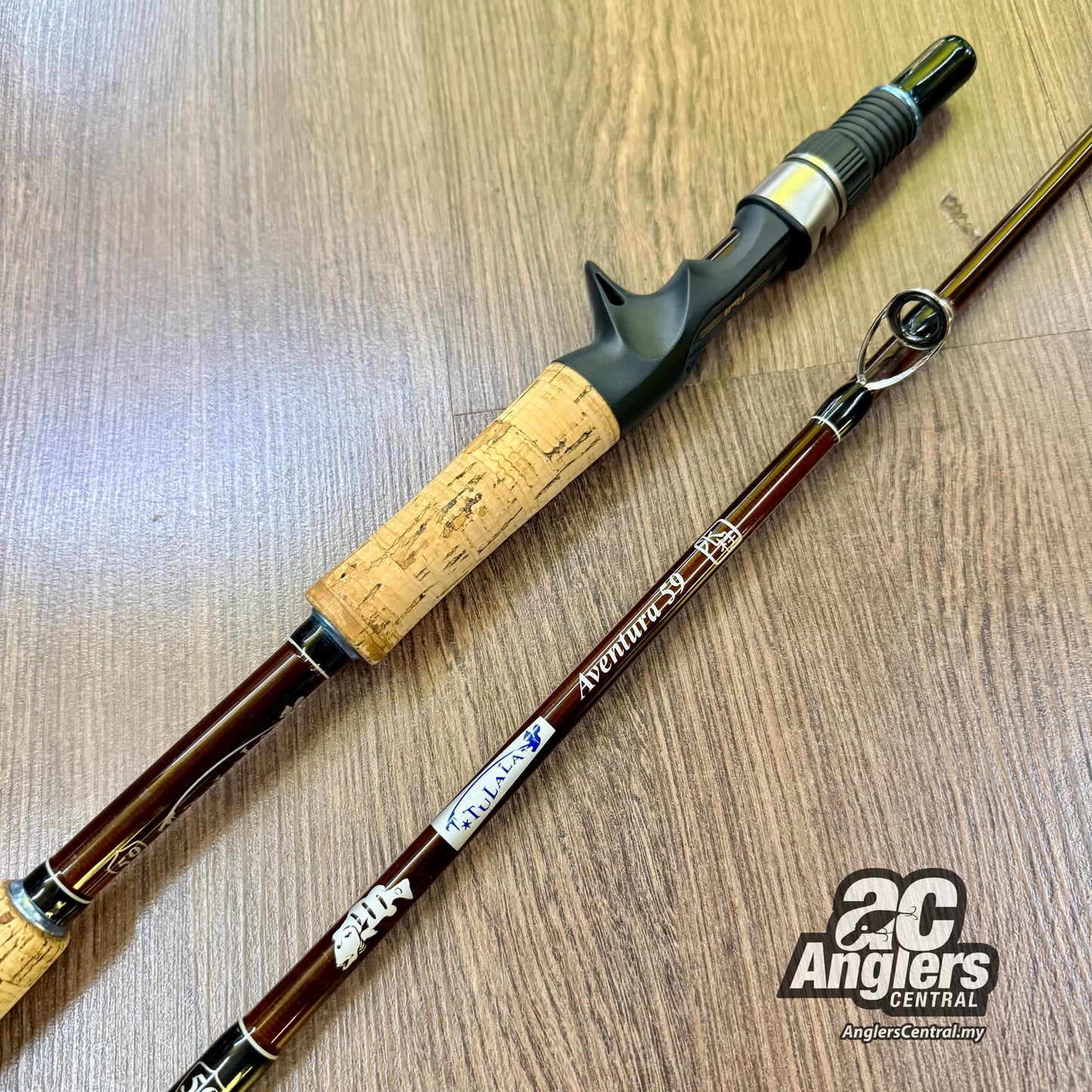 Aventura AC59 PE#10 (USED, 9/10) no rod bag/sleeve