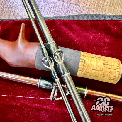 B.C.4 5.10XH (USED, 9/10) with rod bag