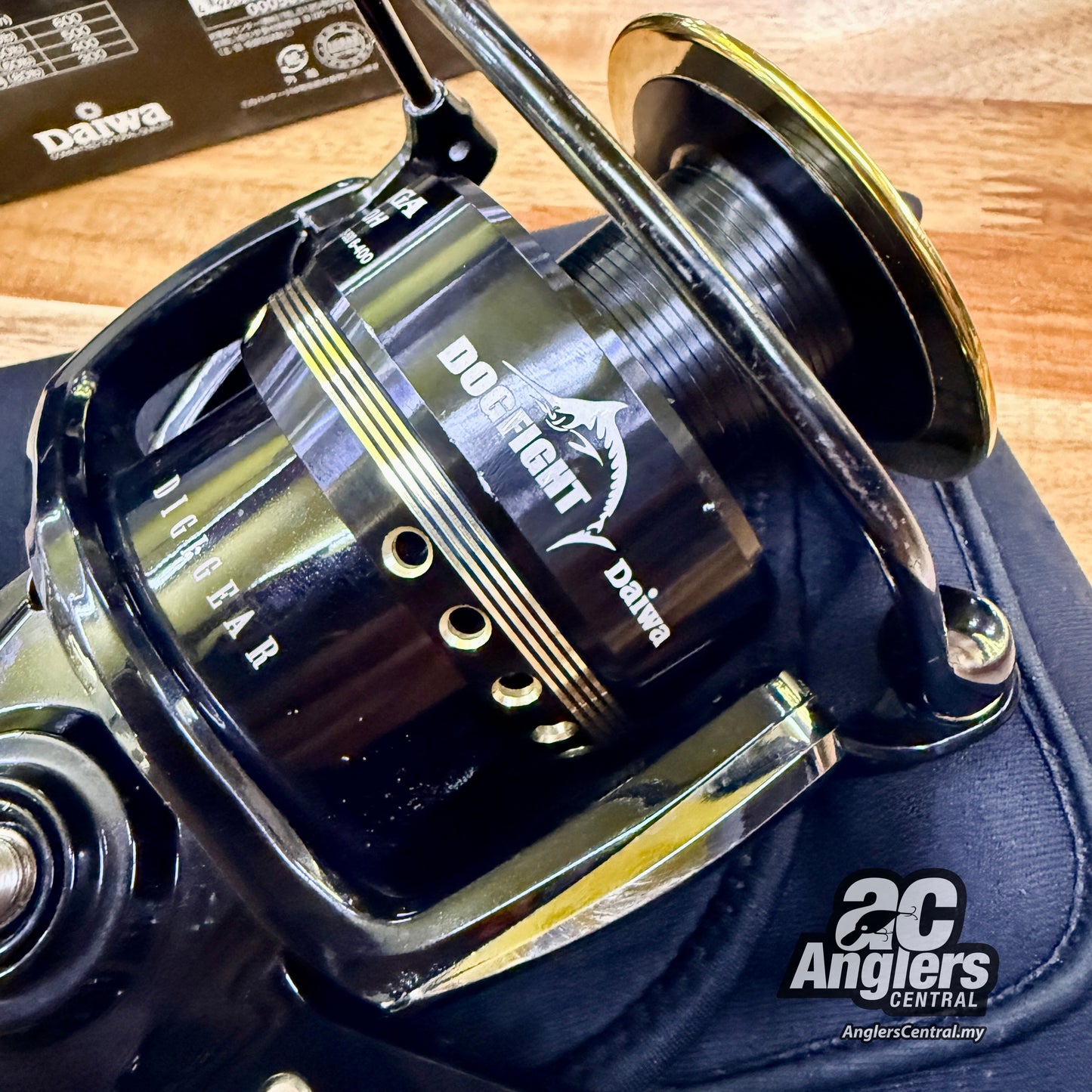 2006 Saltiga Z6500H Dogfight (USED, 8.5/10) complete box set (spare spool option)