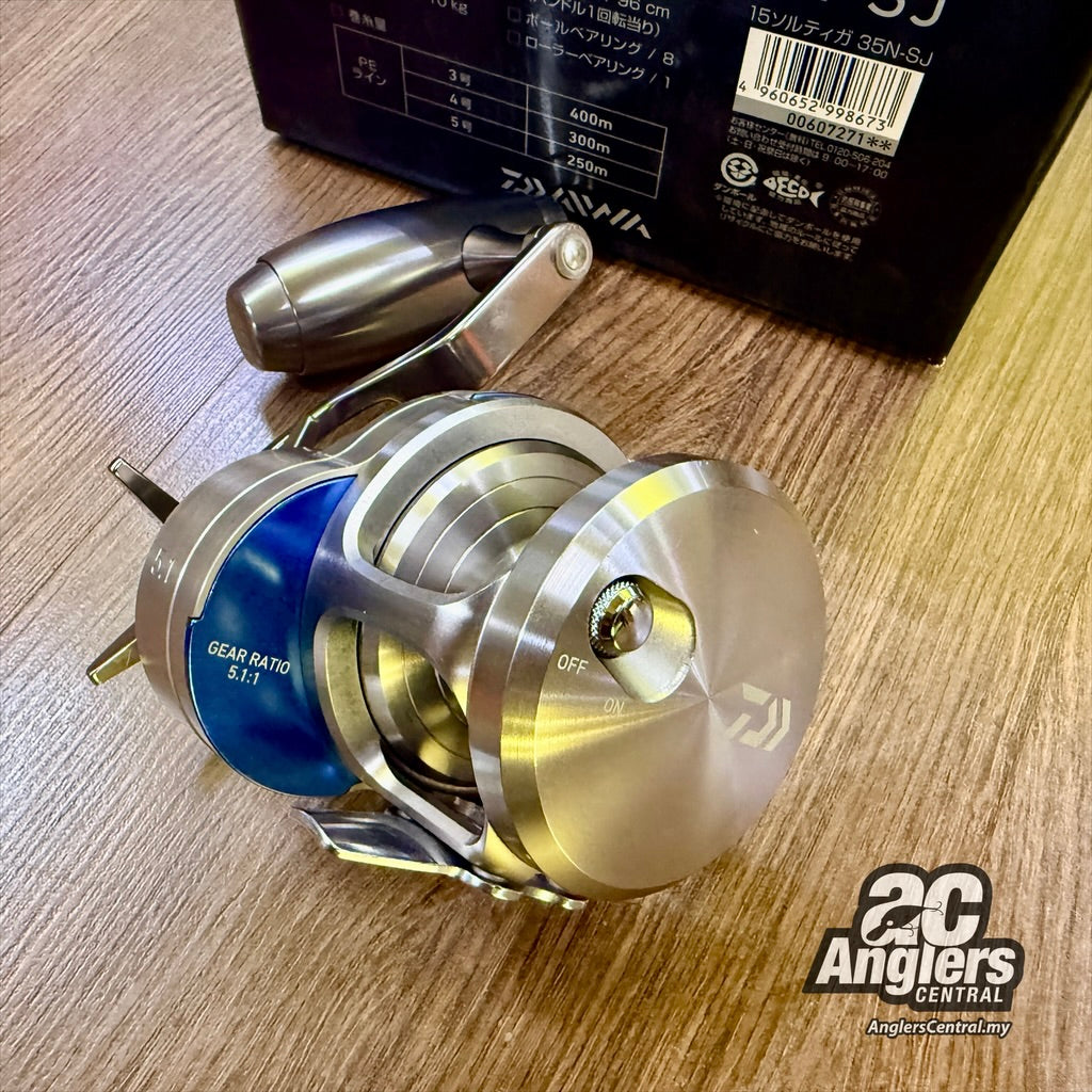 2015 Saltiga 35N-SJ (USED, 9.5/10) complete box set – Anglers Central