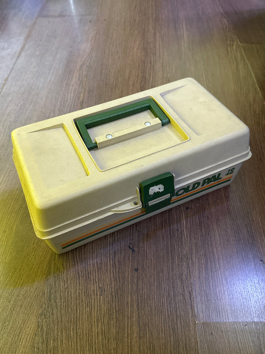 Old Pal 1040 Tackle Box (USED, 7/10) AS IS