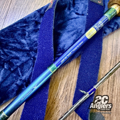 World Shaula 1703R-2 Blue 33565 (USED, 9/10) with rod bag/sleeve