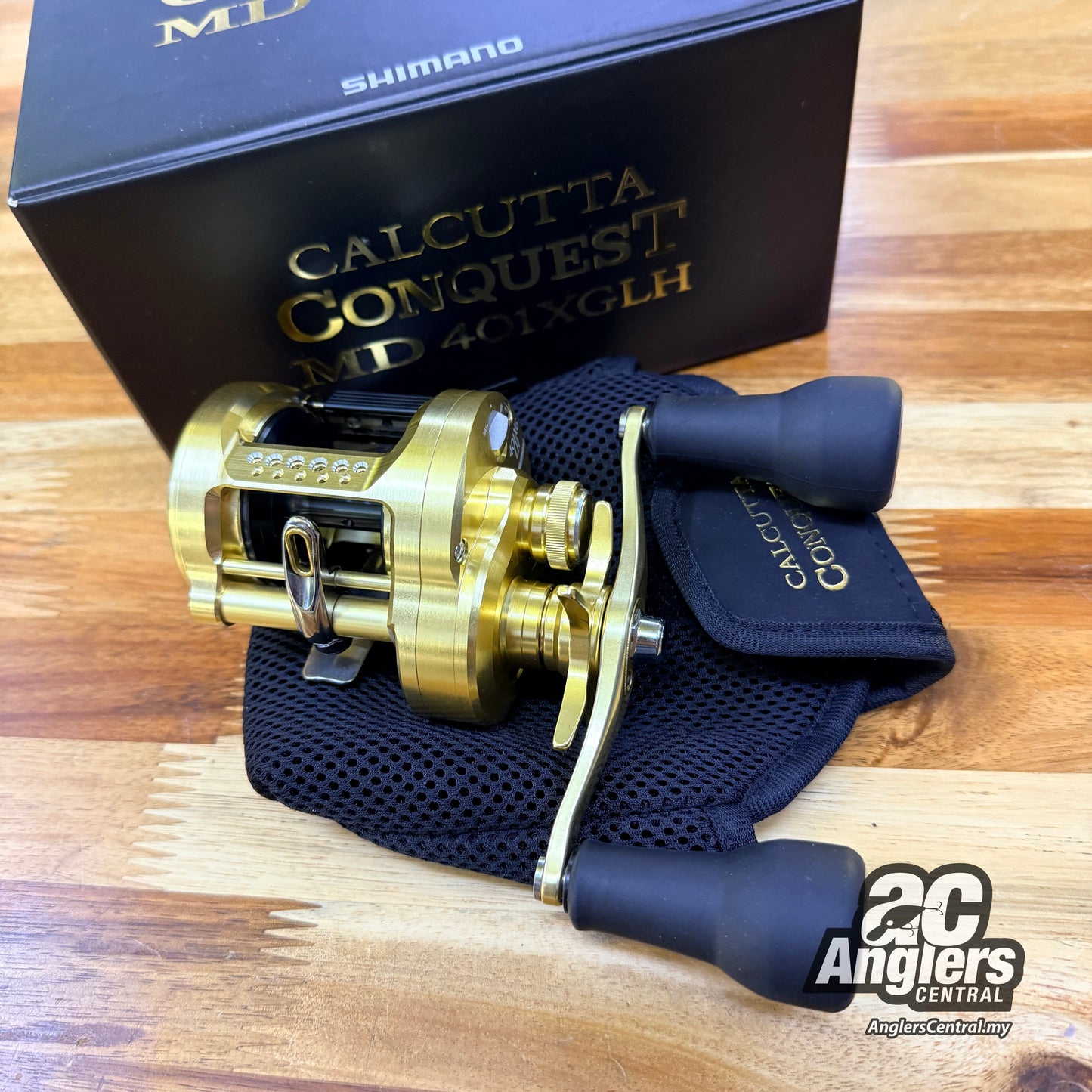 2023 Calcutta Conquest MD 401 XGLH (USED, like new) complete box set