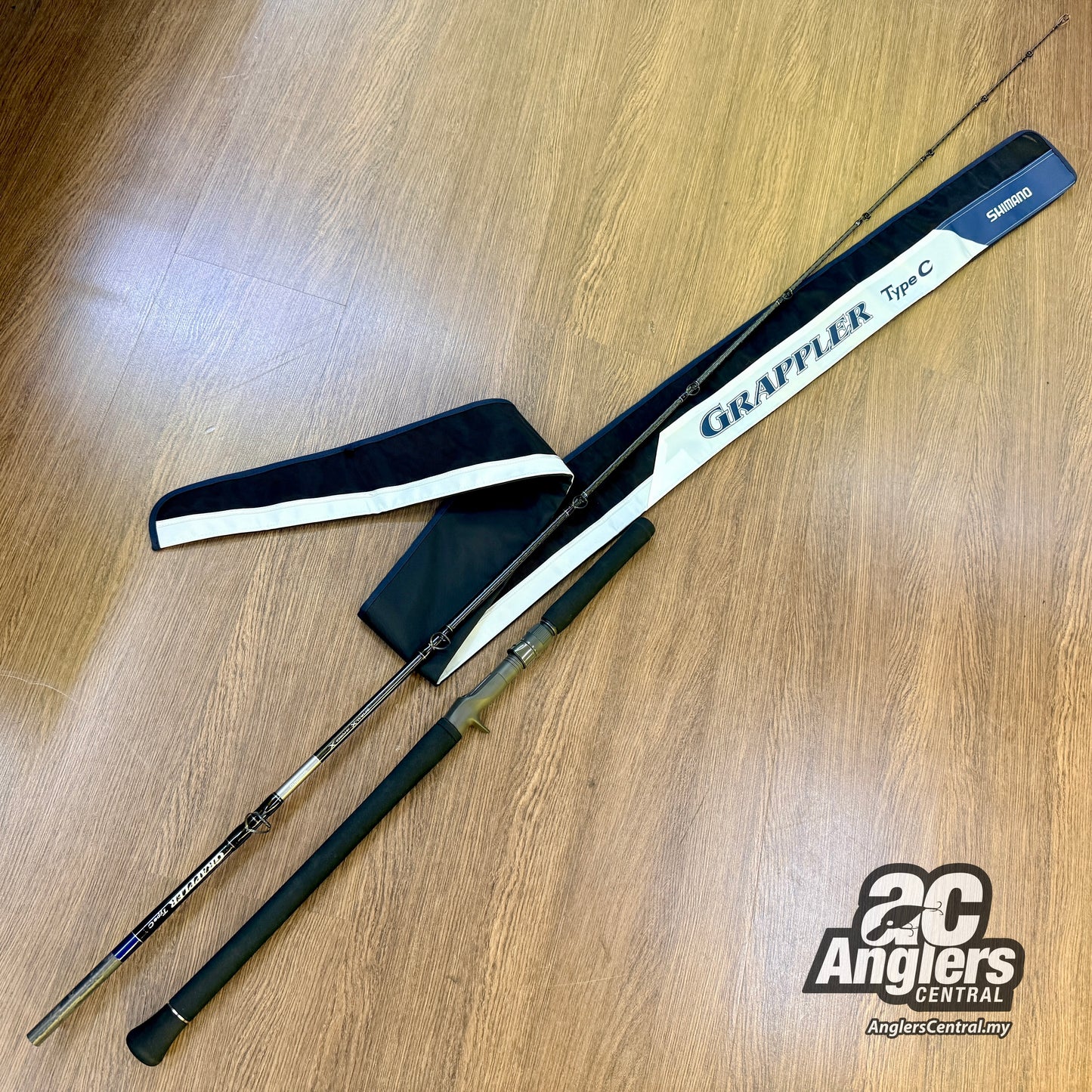 2025 Grappler Type C B80M (USED, like new) with rod bag/sleeve