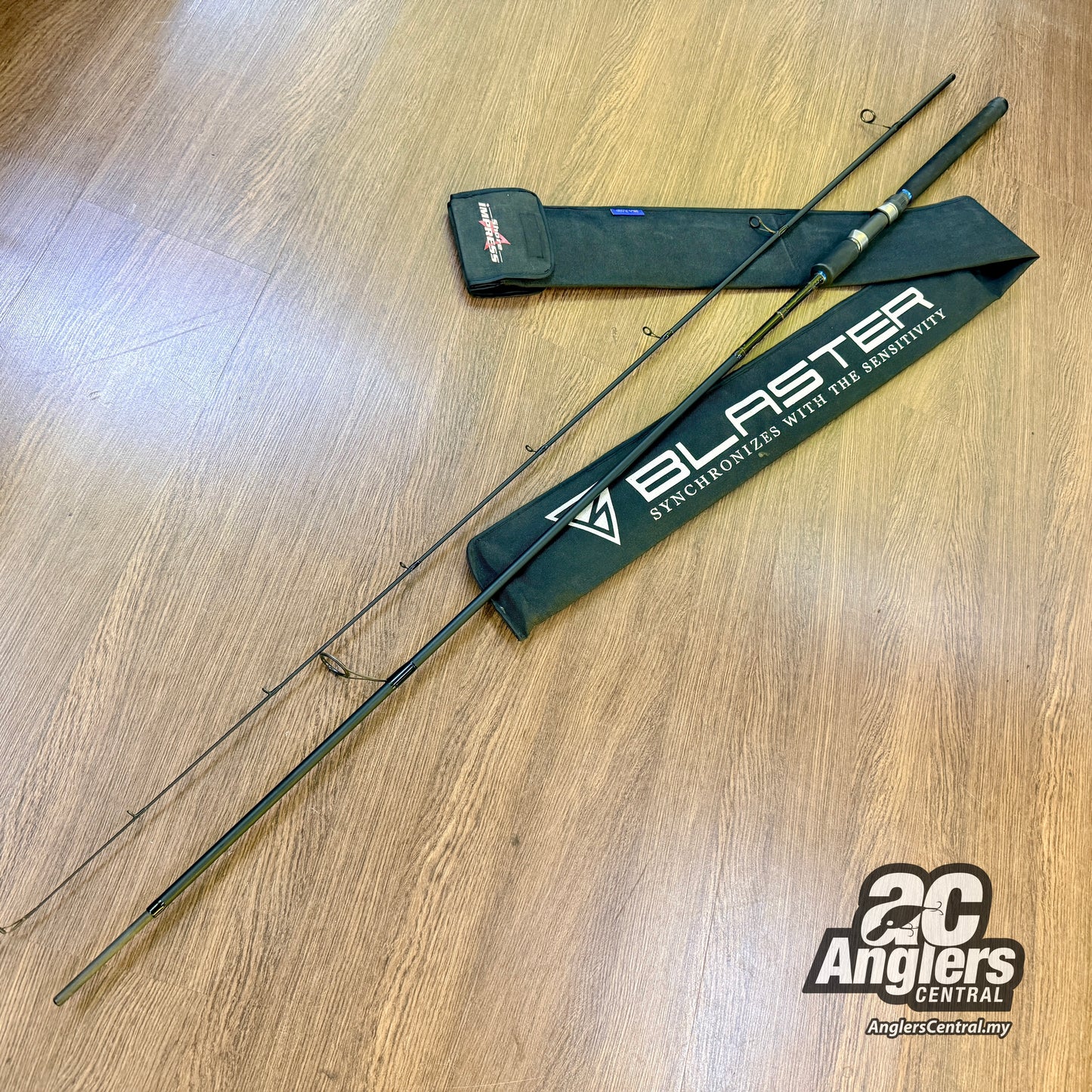 Shore Impress Blaster 96ML (USED, 7/10) with rod bag/sleeve