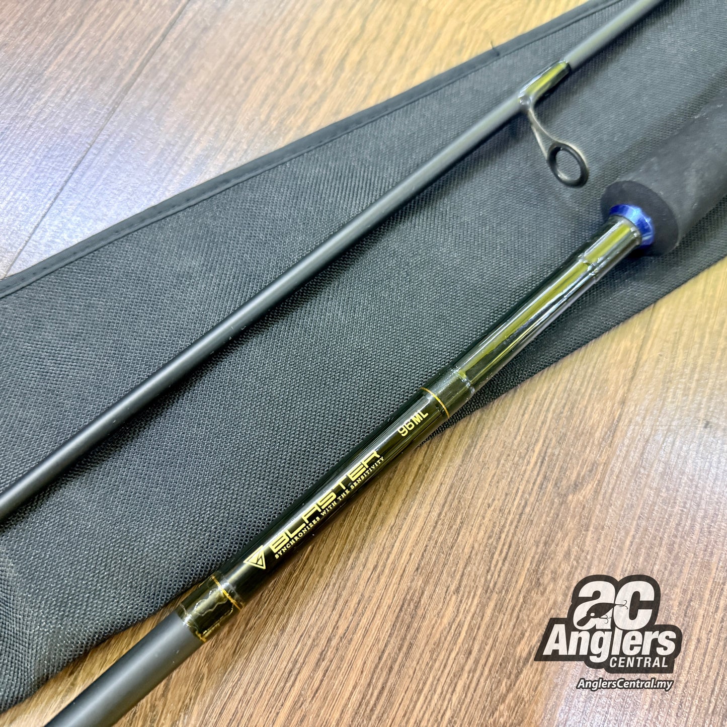 Shore Impress Blaster 96ML (USED, 7/10) with rod bag/sleeve