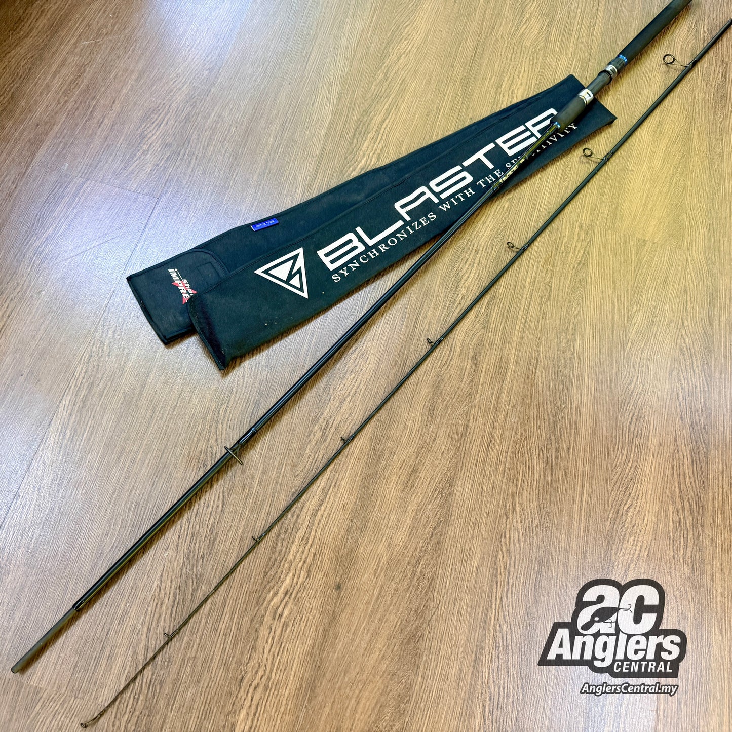 Shore Impress Blaster 96ML (USED, 7/10) with rod bag/sleeve