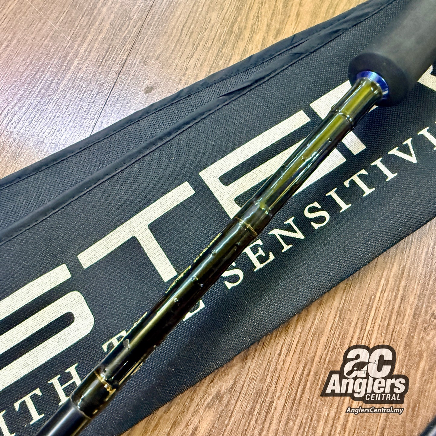 Shore Impress Blaster 96ML (USED, 7/10) with rod bag/sleeve