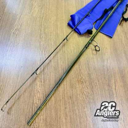Aile Shocking Blue 11.0f Heavy Rock Shore Power 6 ASB110HRS (USED, 8/10) with rod bag/sleeve