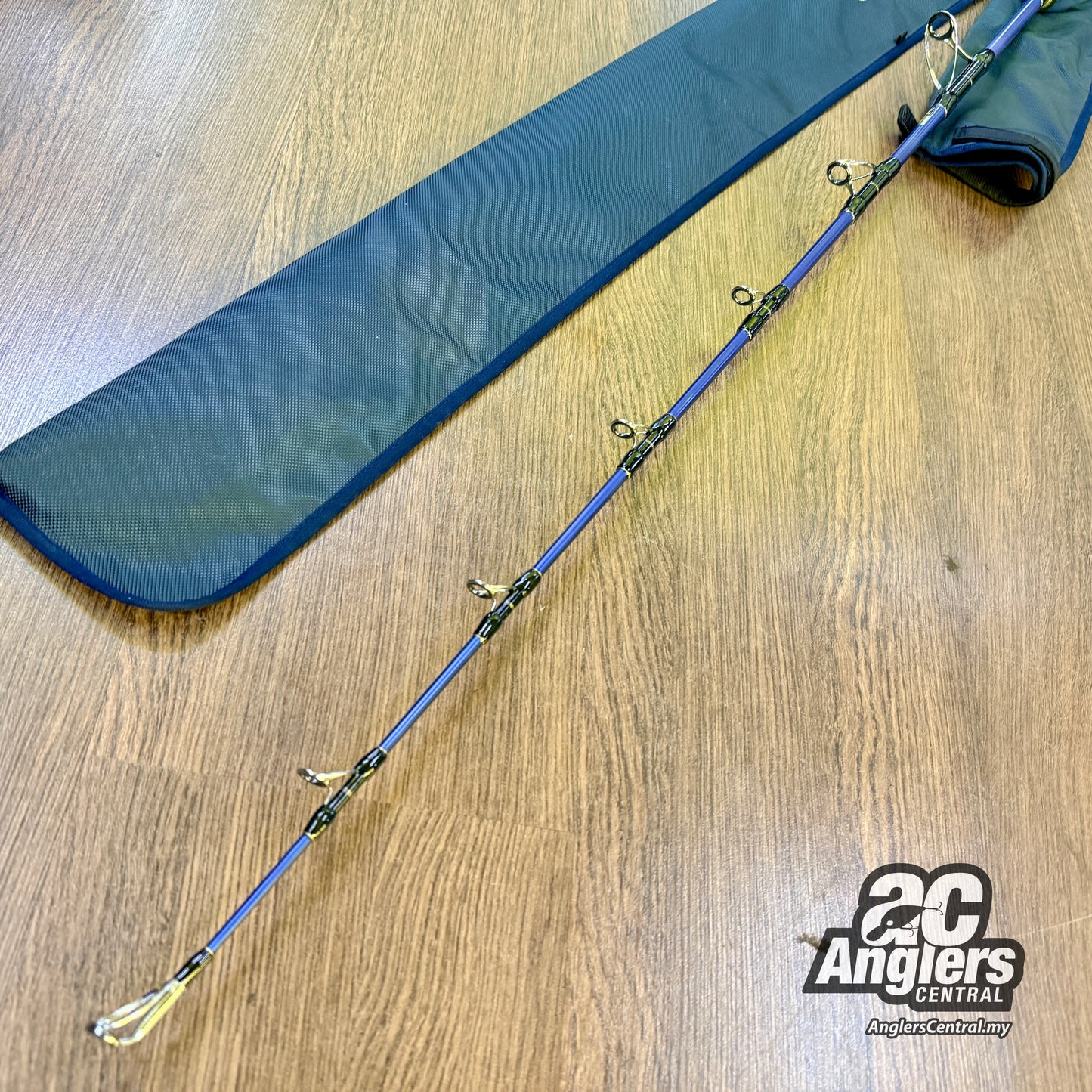 Ocea Blue Rose S60MD (USED, 9.5/10) with rod bag/sleeve