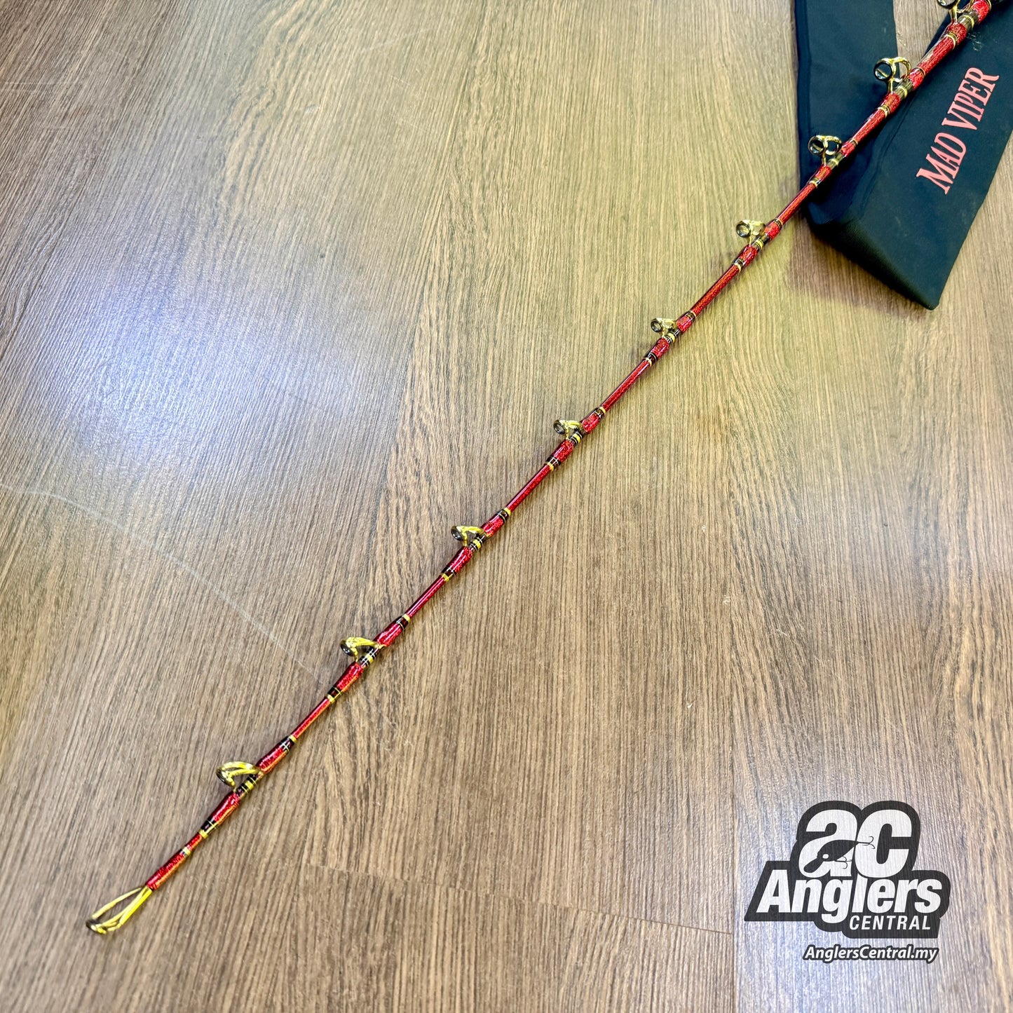 Mad Viper Fang 170 (USED, 9.9/10) with rod bag/sleeve