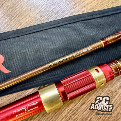 Mad Viper Otoshikomi MH-245 (USED, 9.5/10) with rod bag/sleeve