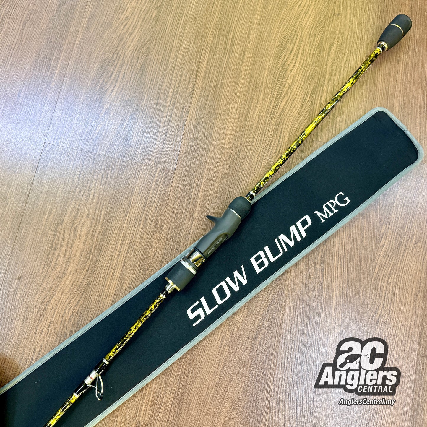 Slow Bump MPG C613-DM10 (USED, 9/10) with rod bag/sleeve