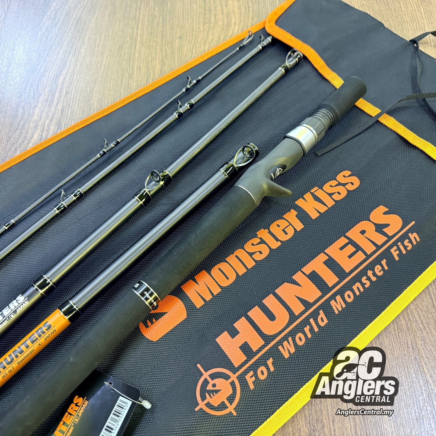 Hunters HT-6/7 Bushman (USED, 9.5/10) with rod bag
