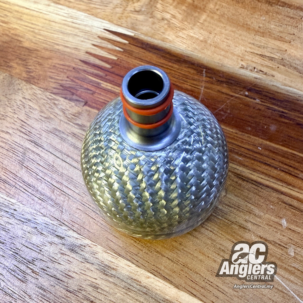 Studio Composite L Round Carbon Knob Silver (USED, 9/10) Shimano/Daiwa A-Type
