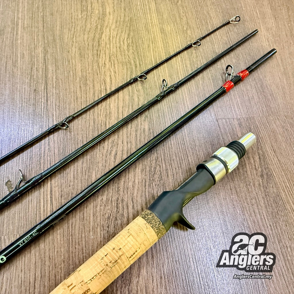 XT 610-4C (USED, 9/10) without bag/sleeve