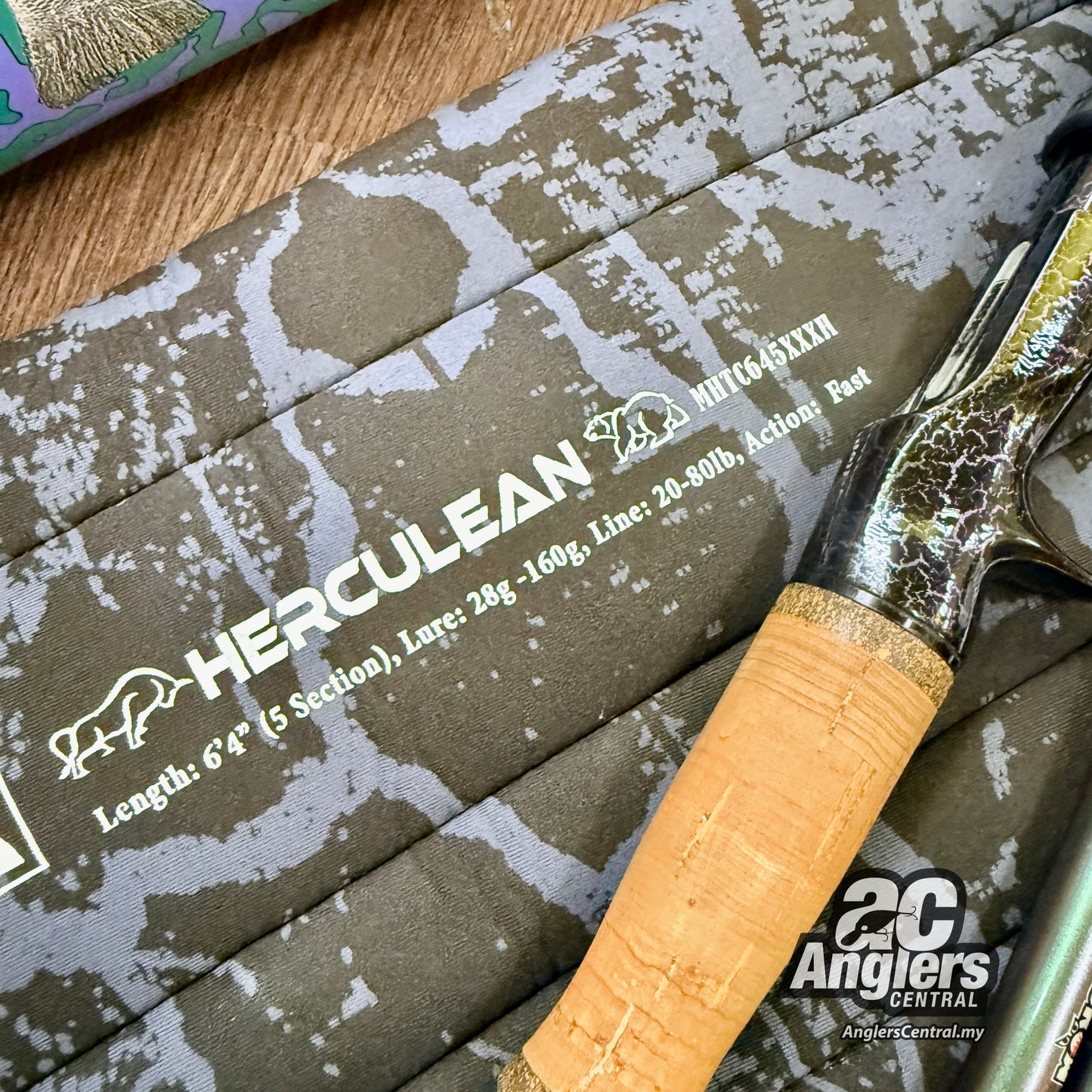 Herculean MHTC645XXXH (USED, 9.9/10) with rod bag/sleeve/tube
