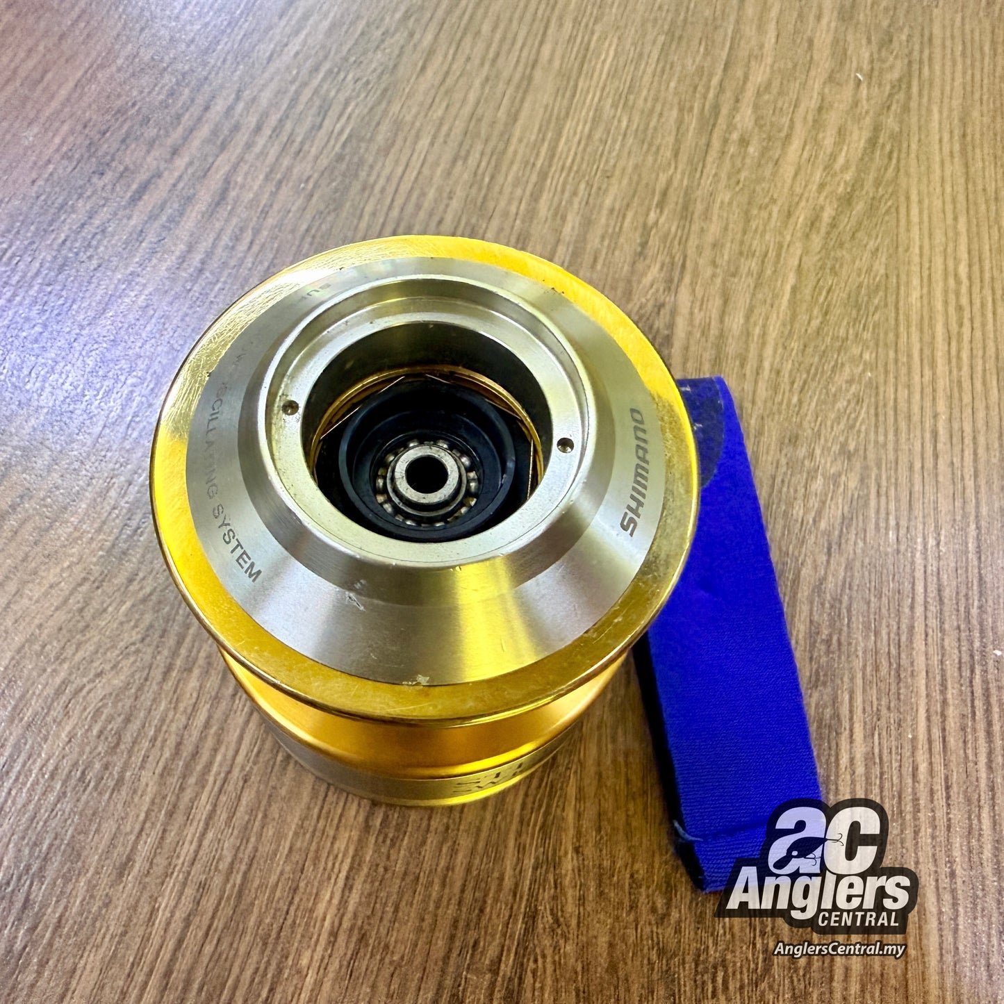 01 Stella SW 16000 spool (USED, 8.5/10) with spool band