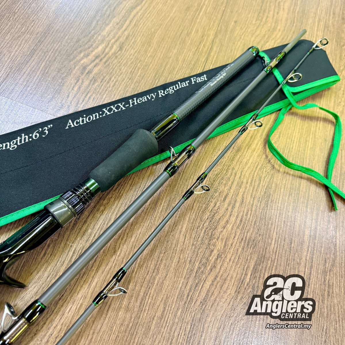 Huge Custom Genoma HG3-63RF (3pc) (USED, 9.5/10) with rod bag/sleeve