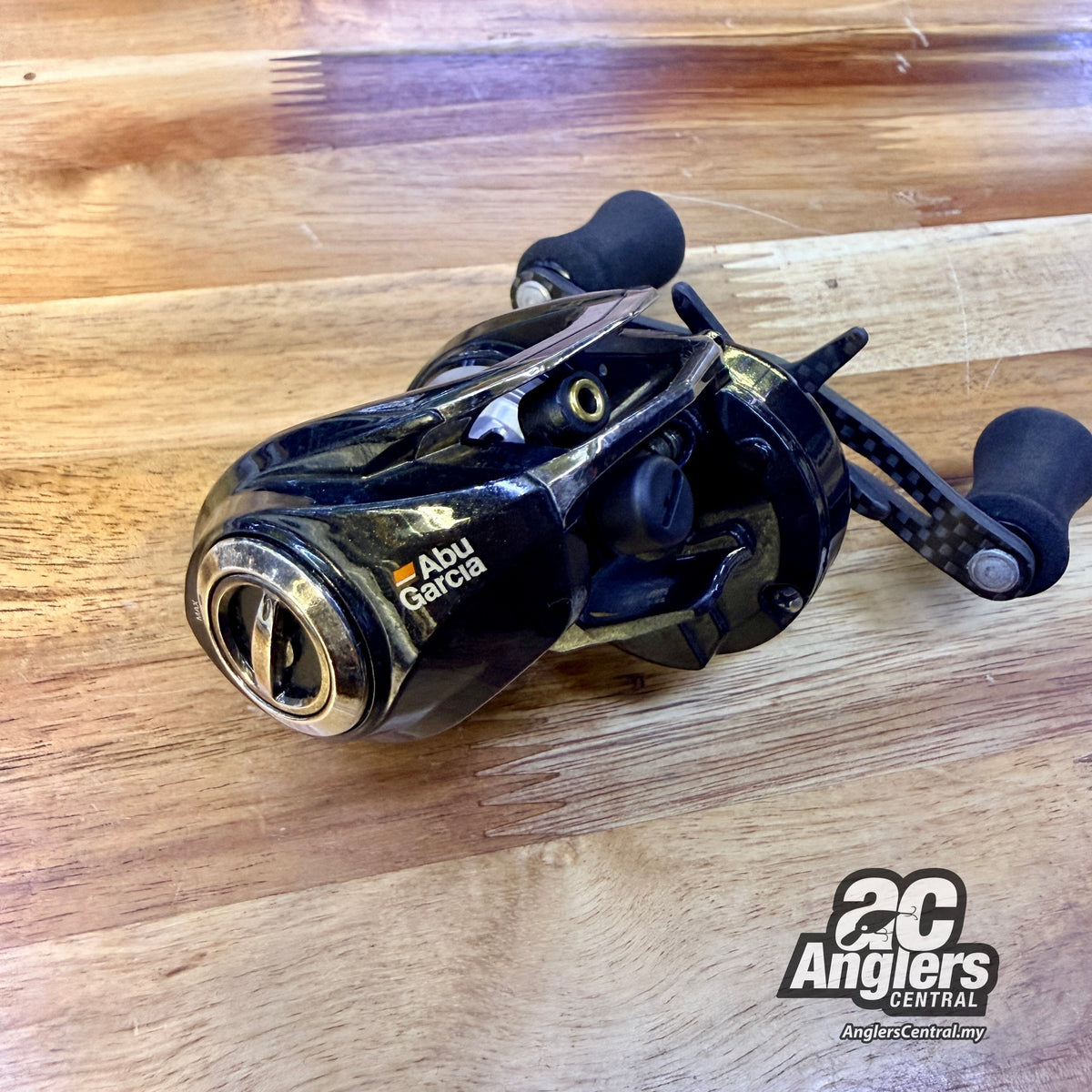 Revo SLC-IB7 (USED, 9/10) as is