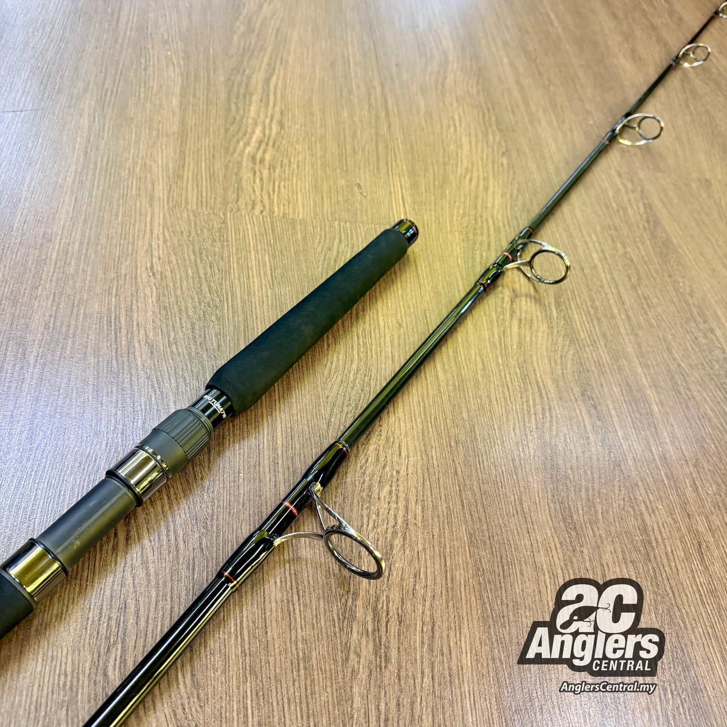 Ocean Ridge Big Tuna 710 Japan Special (USED, 8.5/10) no rod bag/sleeve