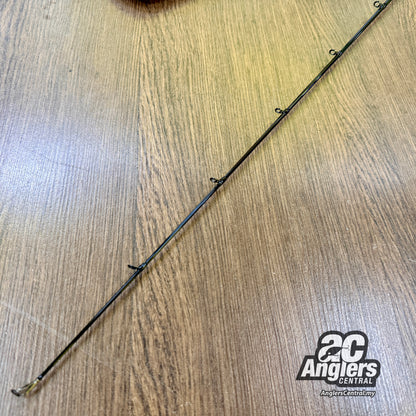 MOZ 582 LM (USED, 8.5/10) with rod bag/sleeve
