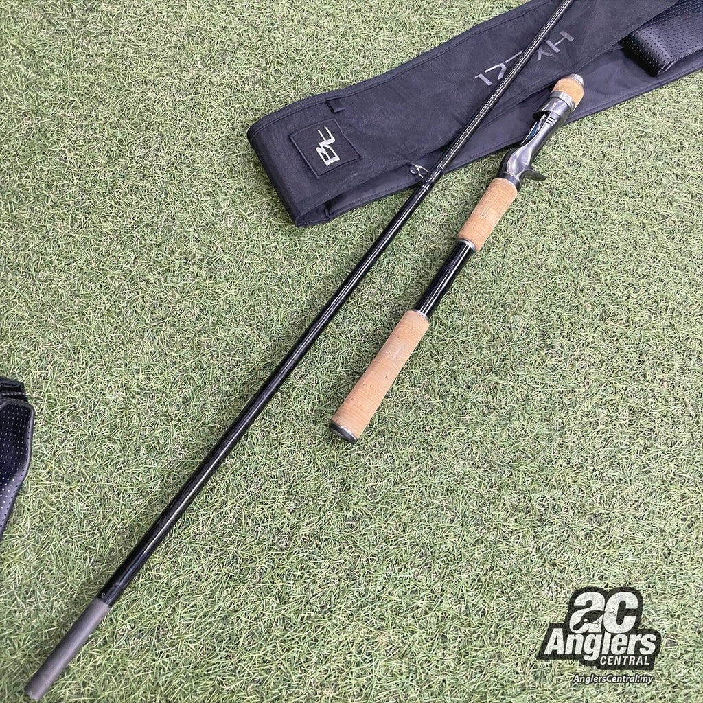 16 Bantam 177XH 14-30lb (USED, 9/10) with rod bag/sleeve