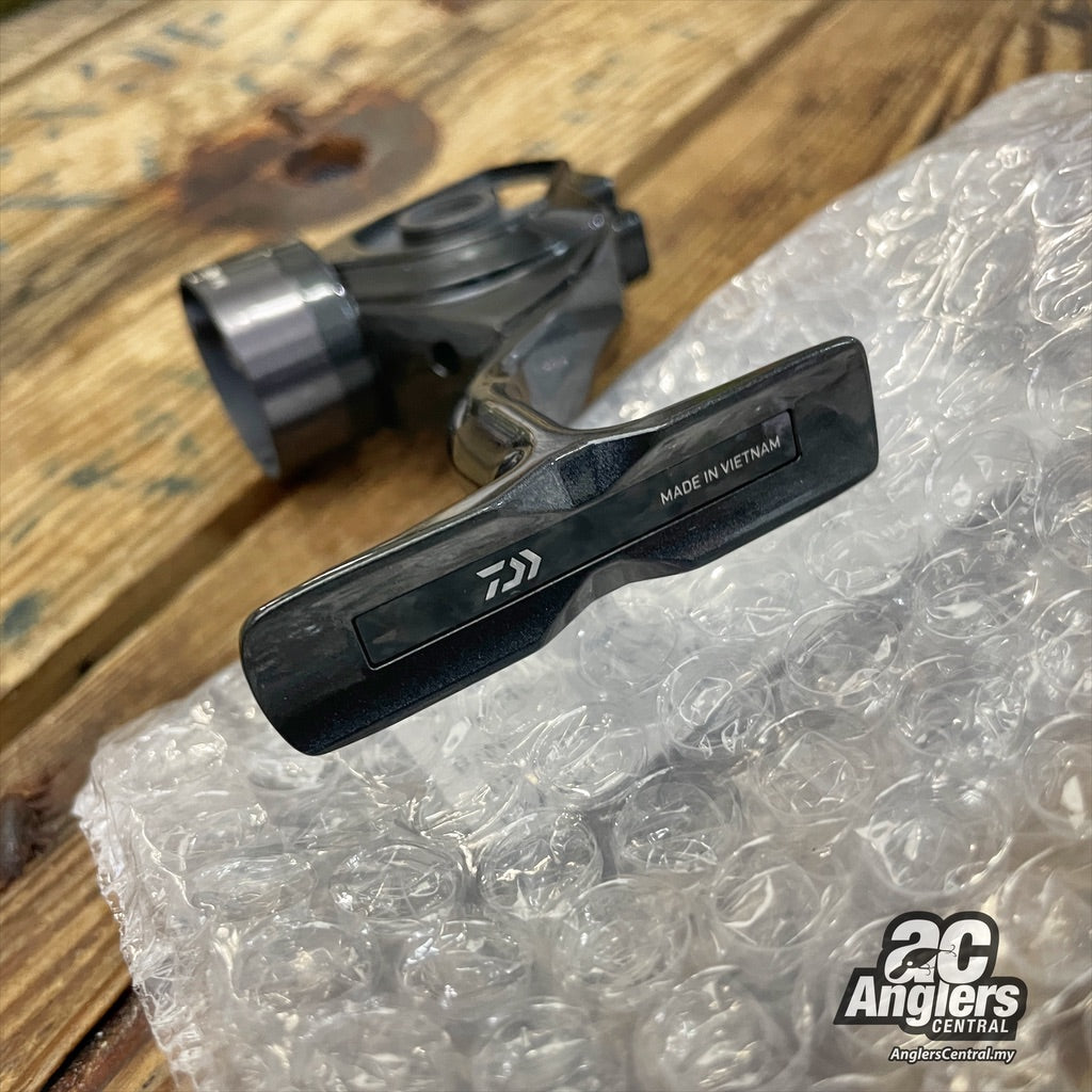 2021 Caldia LT3000/4000C body (#166B76)