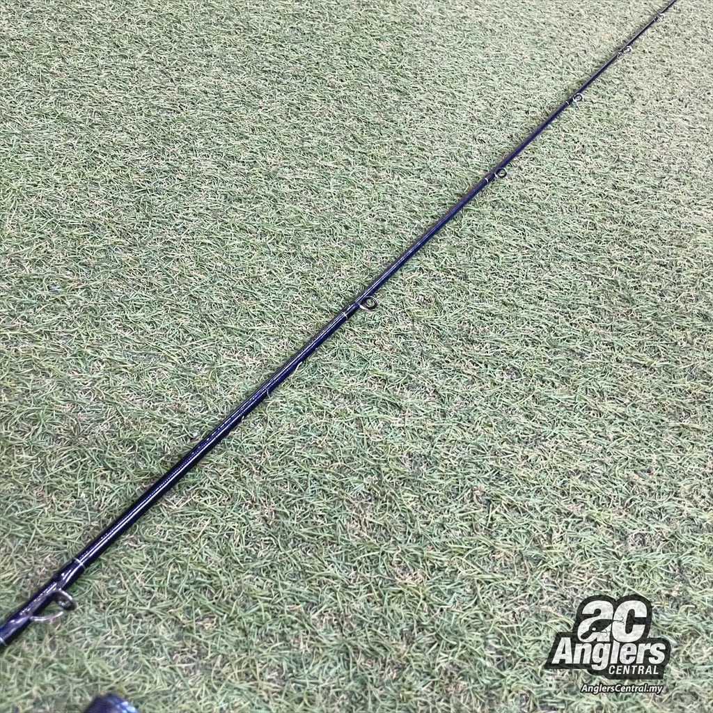 Ocea Jigger Infinity B803 PE2.5 (USED, 8/10) with rod bag/sleeve